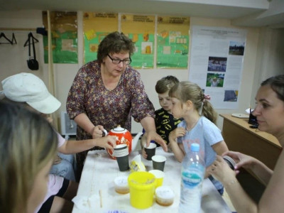 Томский заводчик сибирской породы пчёл и директор нашего музея Россейкина Светлана Александровна. Знакомьтесь!