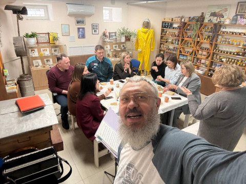 Социальные предприниматели в гостях у Пчелотеки